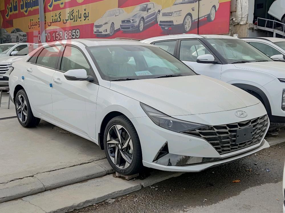 هیوندای ئەلەنترا